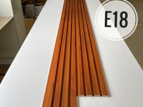 Trang Trí Ốp Tường Lam Sóng E18